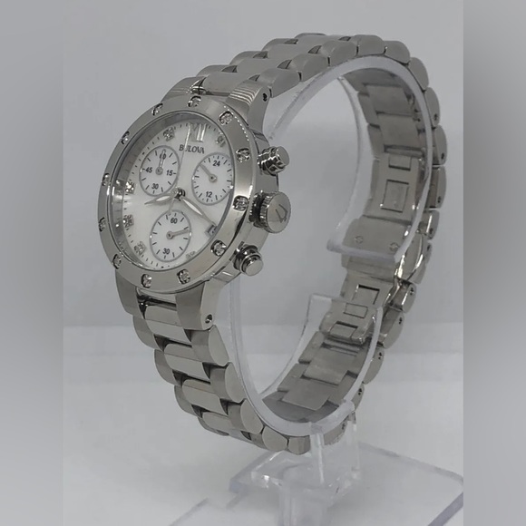 ♥️ BOLVA DIAMOND WATCH Silver Tone Mother of Pearl Face main image 6